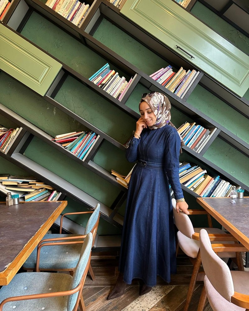 YENİ SEZON KUŞAKLI KOT ELBİSE