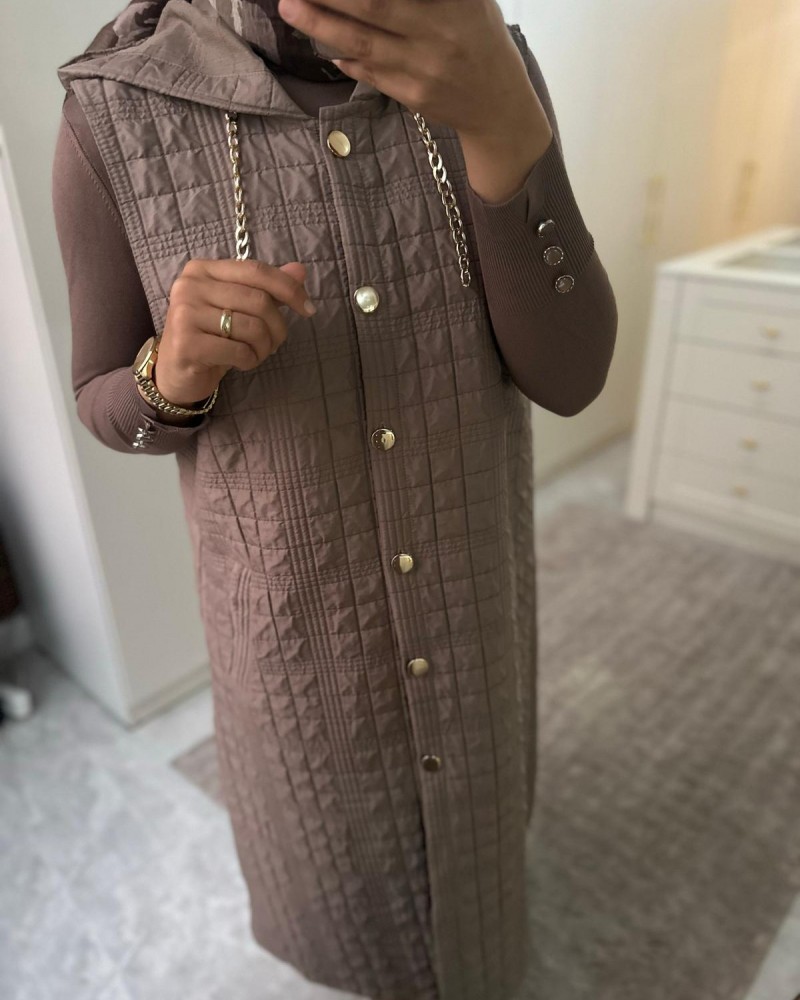 ZİNCİR VE KAPÜŞON DETAYLI UZUN YELEK