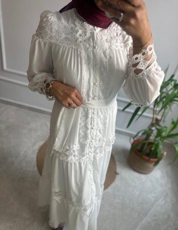 FİSTO NAKIŞ DETAYLI İTHAL ELBİSE