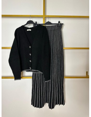 ETEKLİ TRİKO TAKIM